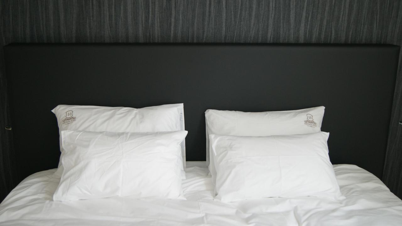 Hotel Kronacker Tienen Bagian luar foto