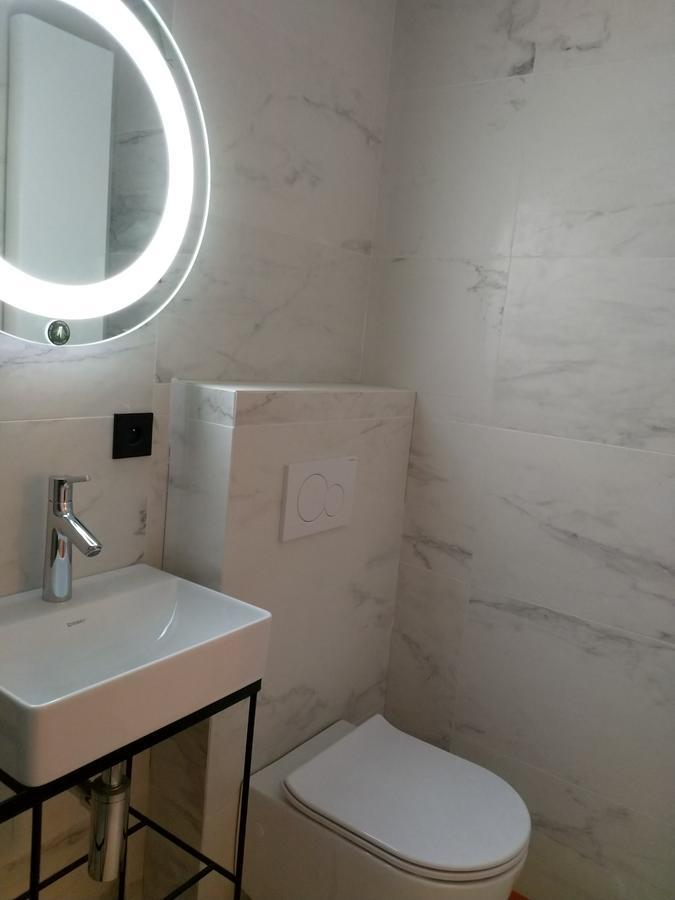 Hotel Kronacker Tienen Bagian luar foto